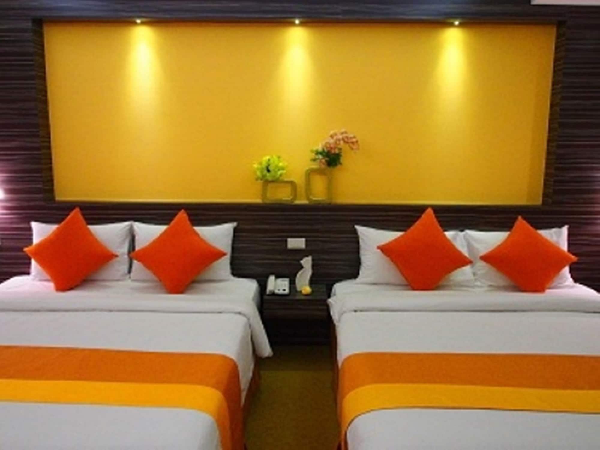Bossotel Bangkok Exterior photo