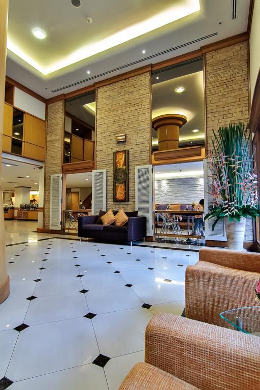 Bossotel Bangkok Exterior photo